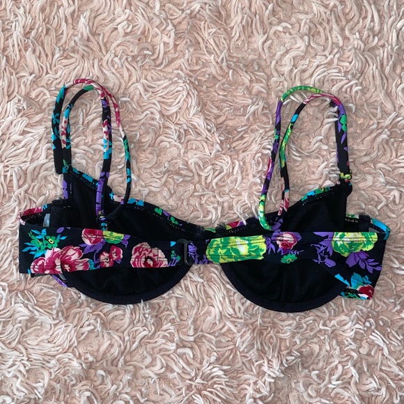 COLORFUL FLORAL PRINT BIKINI TOP • SIZE M • SHI Swim • NWOT - Picture 2 of 4